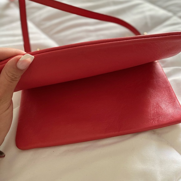 Celine Hot Pink medium trio crossbody - Picture 3 of 11